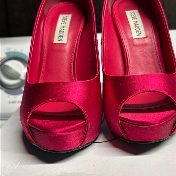 Steve Madden heels with rhinestone 👠. Size 7 - Picture 7 of 8